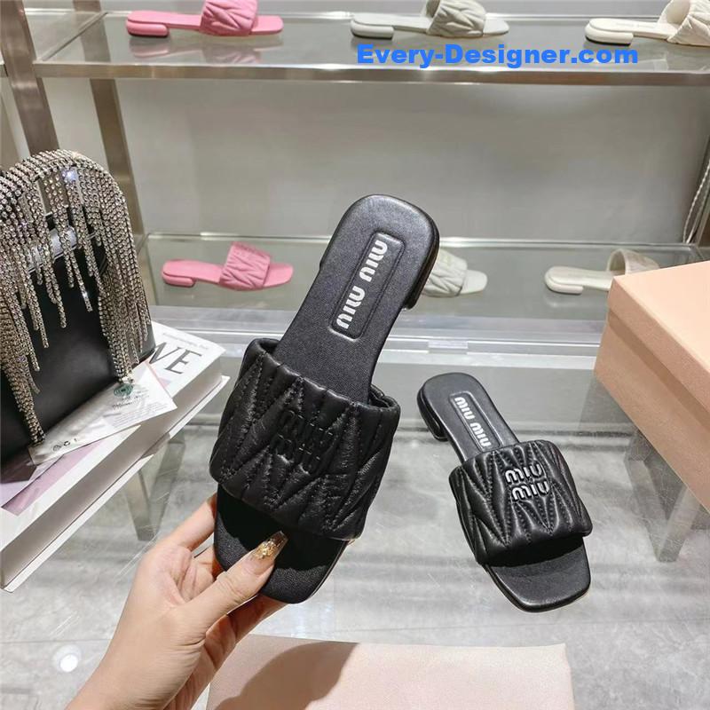 M1um1u flat lambskin sandal slippers