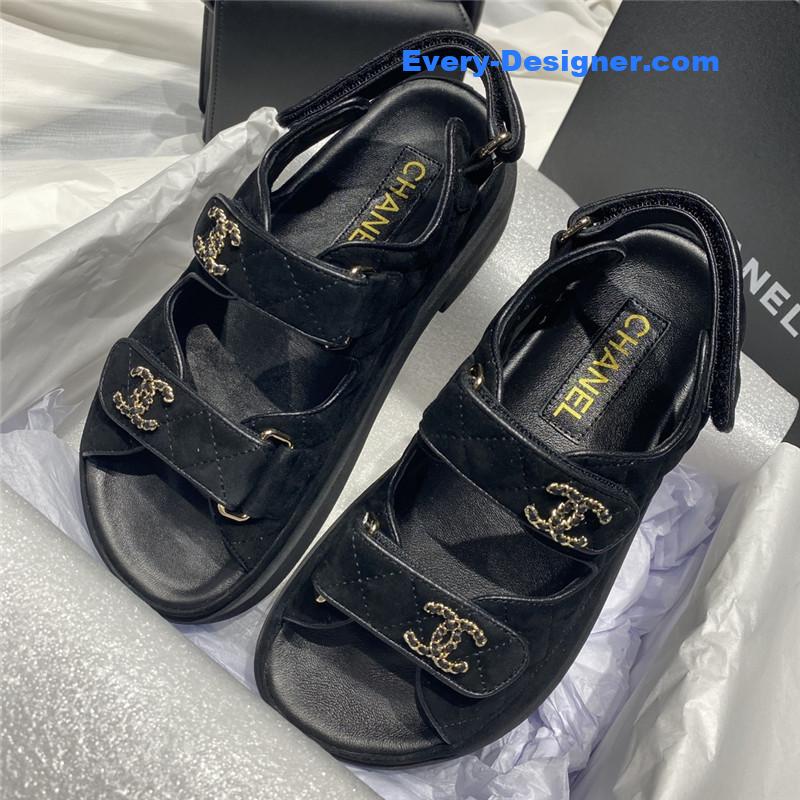 CC bow beach sandals