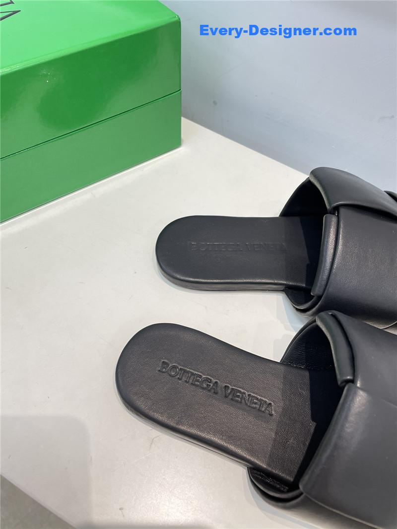 b0tt*ga Ven*ta patch slides