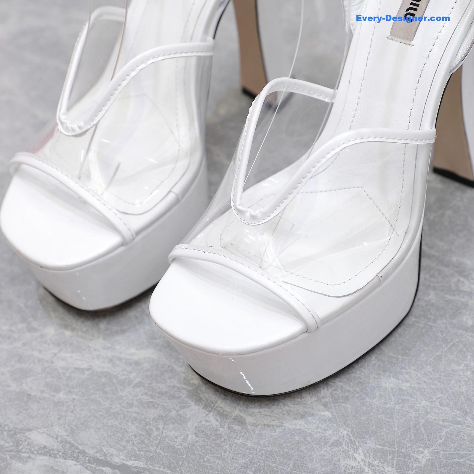 M1um1u transparent film high heels