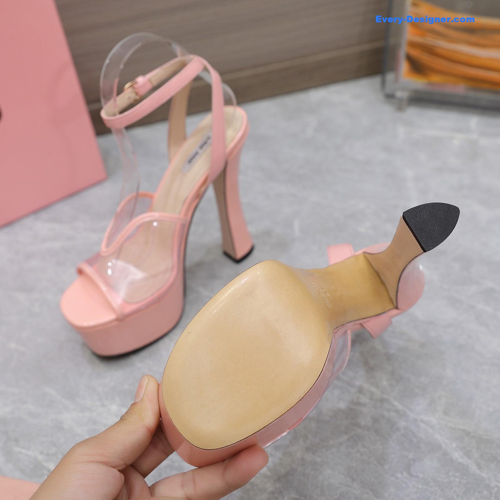 M1um1u transparent film high heels