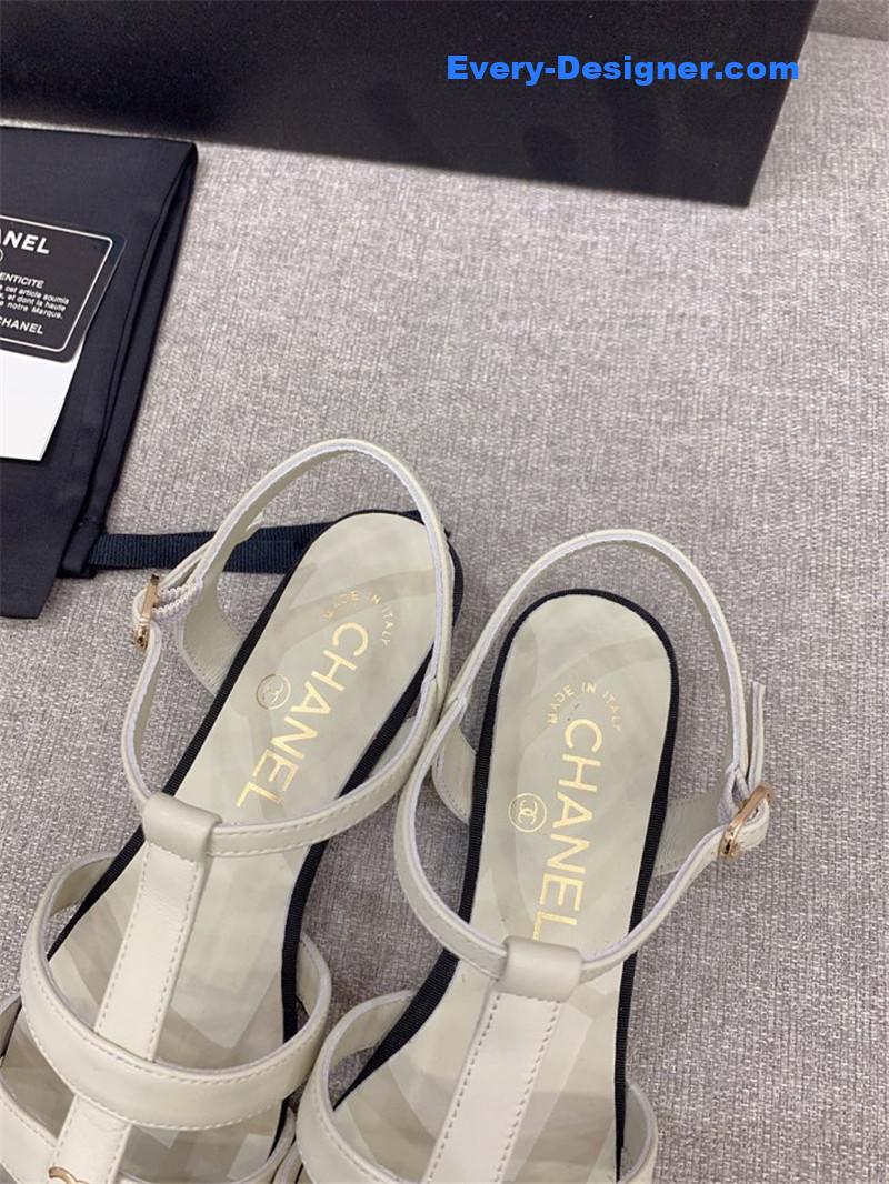 CC new pointed sandals