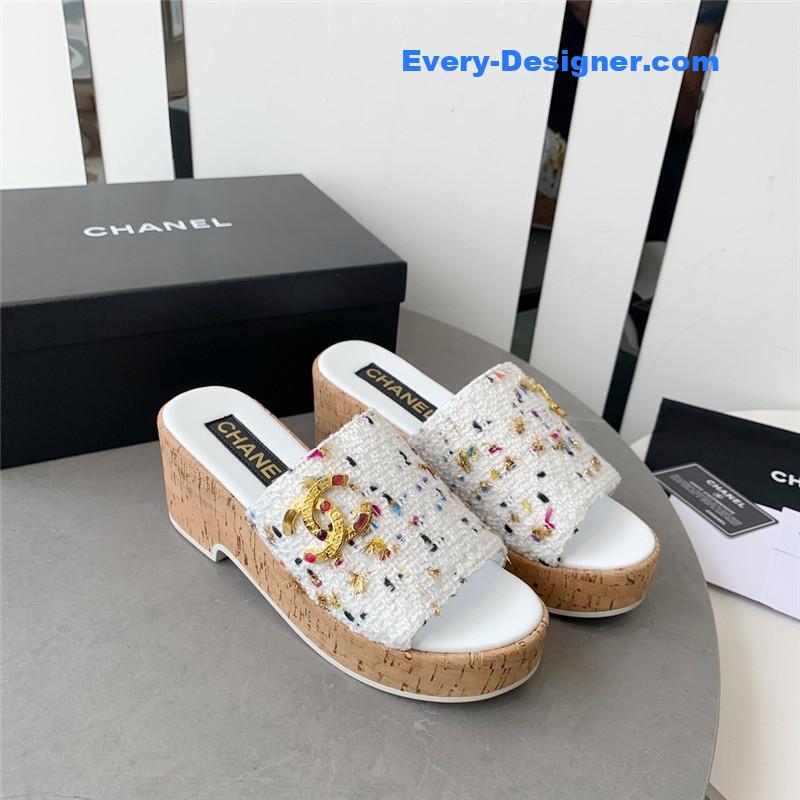 CC rhombus thick-soled flip flops