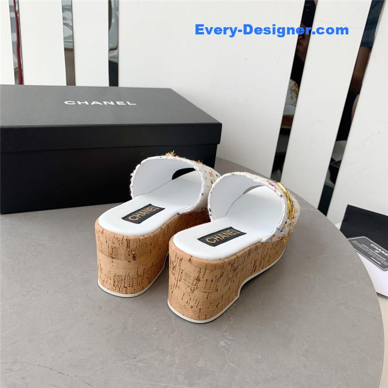 CC rhombus thick-soled flip flops