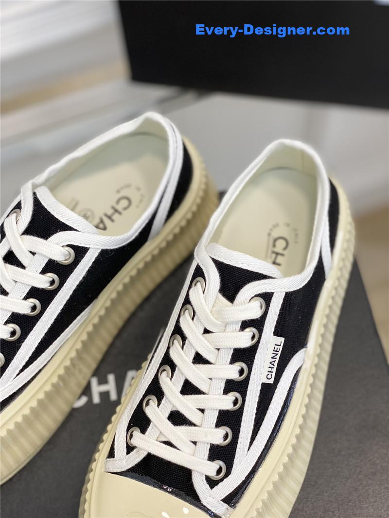 Ch**el platform canvas sneakers