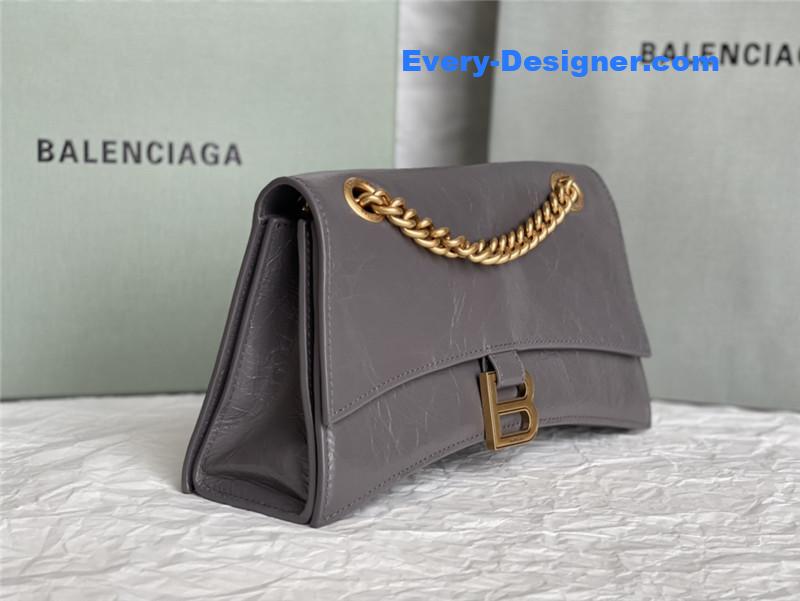 Ba1en*iaga crush small chain bag