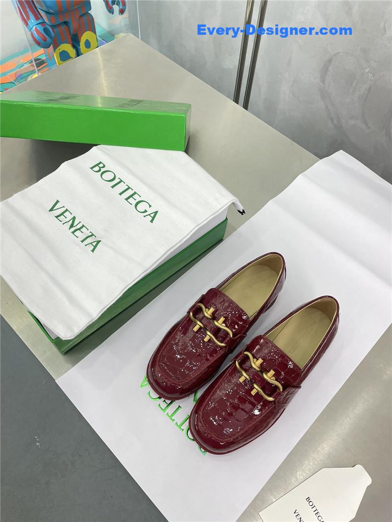 b0tt*ga Ven*ta horseshoe buckle loafers