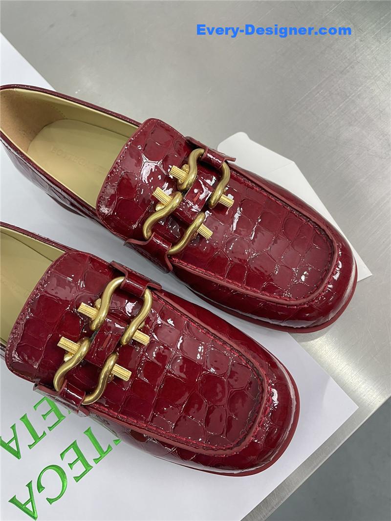 b0tt*ga Ven*ta horseshoe buckle loafers
