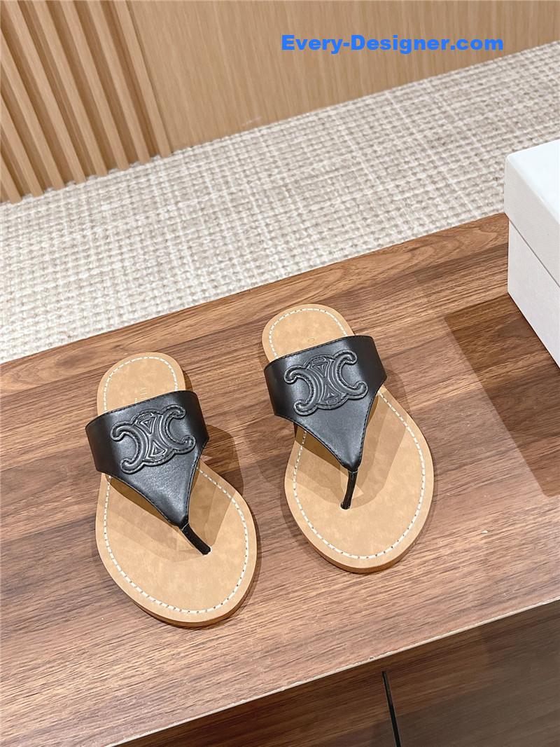 Ce1i*e flip flops womens