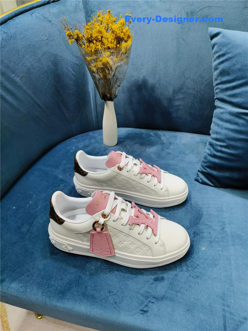 l0vis Vvtt0n lv heart embellished sneakers