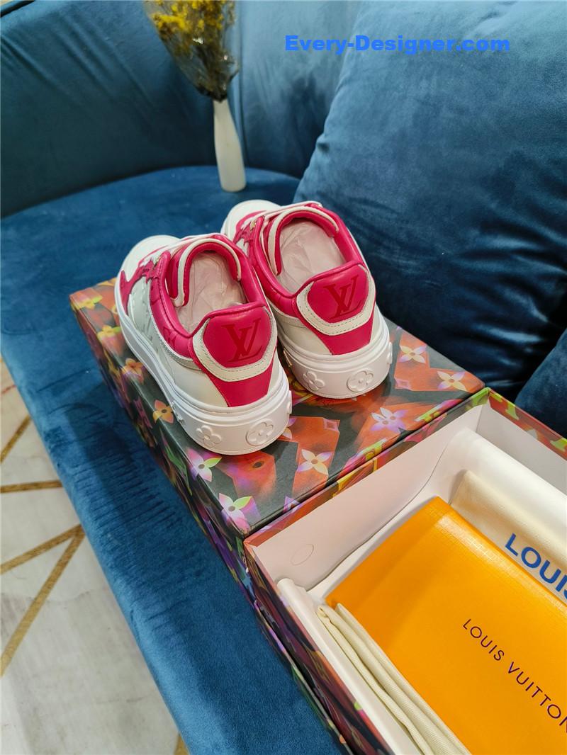 l0vis Vvtt0n lv heart embellished sneakers