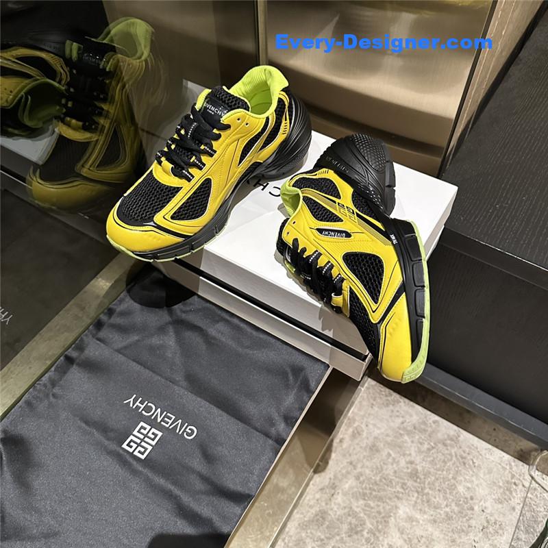 Givenchy spring and summer catwalk new sneakers