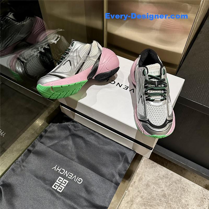 Givenchy spring and summer catwalk new sneakers