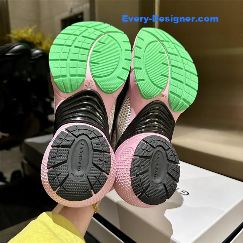 Givenchy spring and summer catwalk new sneakers