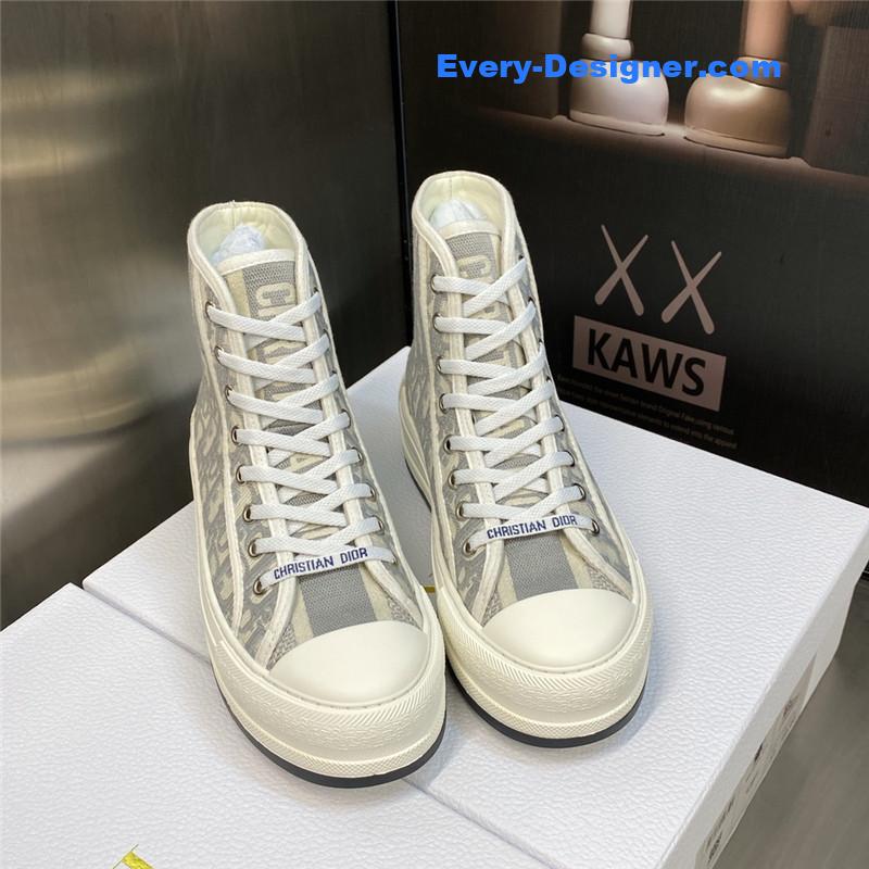 D10r couple models thick bottom strap high top casual shoes