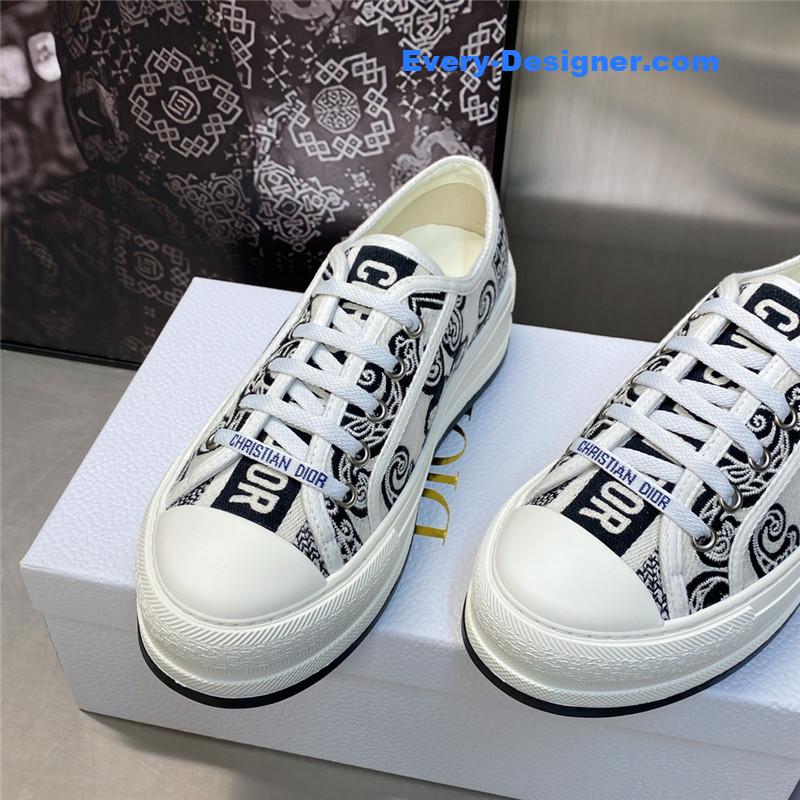 D10r couple style thick bottom strap low top casual shoes