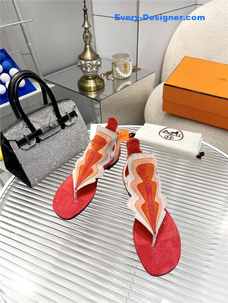 H**me5 color block sandals