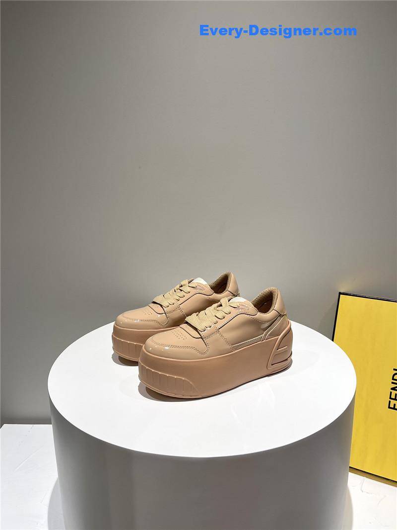 f**di platform shoes in S*per soft patent leather
