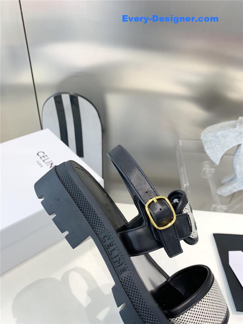 Ce1i*e latest explosion beach sandals