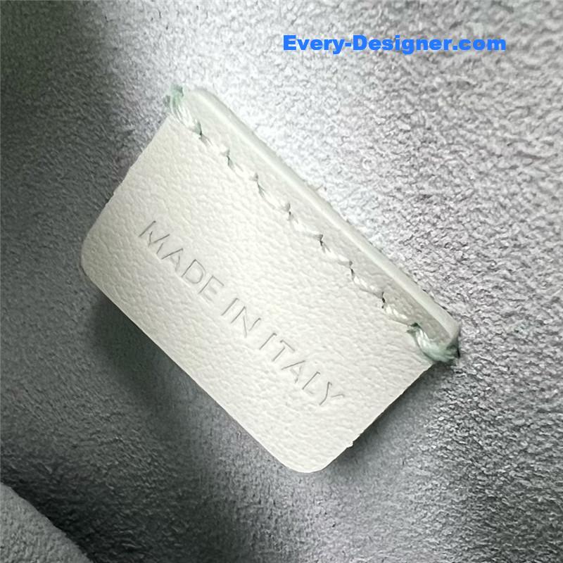 Ce1i*e drawstring phone bag