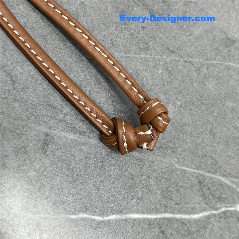 Ce1i*e drawstring phone bag