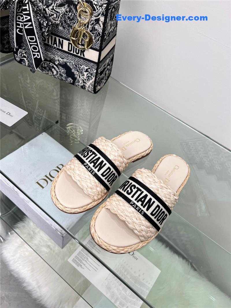 D10r catwalk new slippers