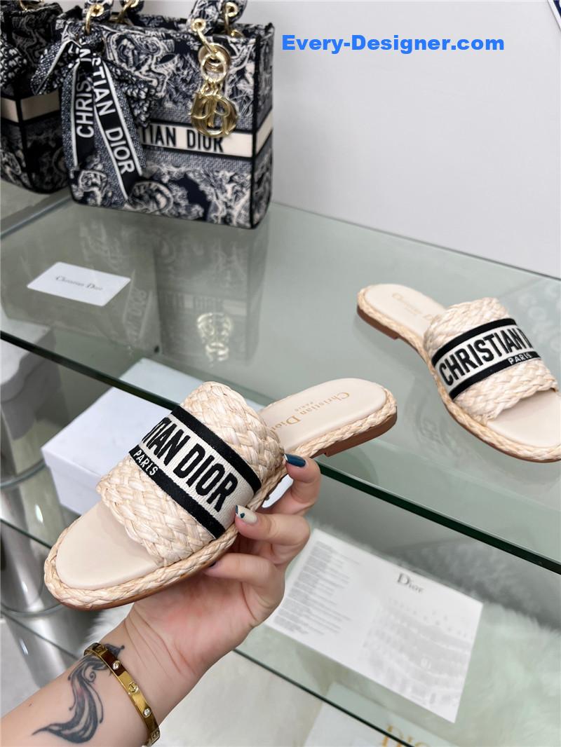 D10r catwalk new slippers