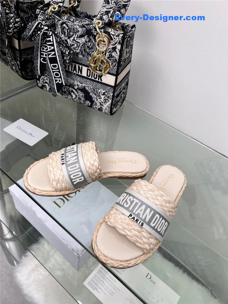 D10r catwalk new slippers