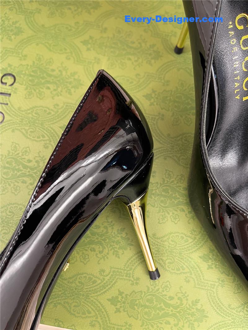 Gvc*1 metal heel pointed high heels