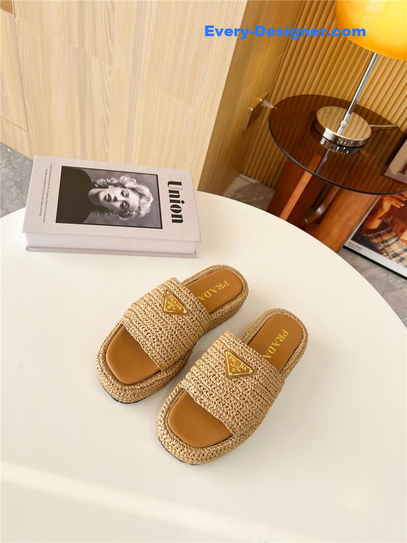 Pra*a hand-woven slippers