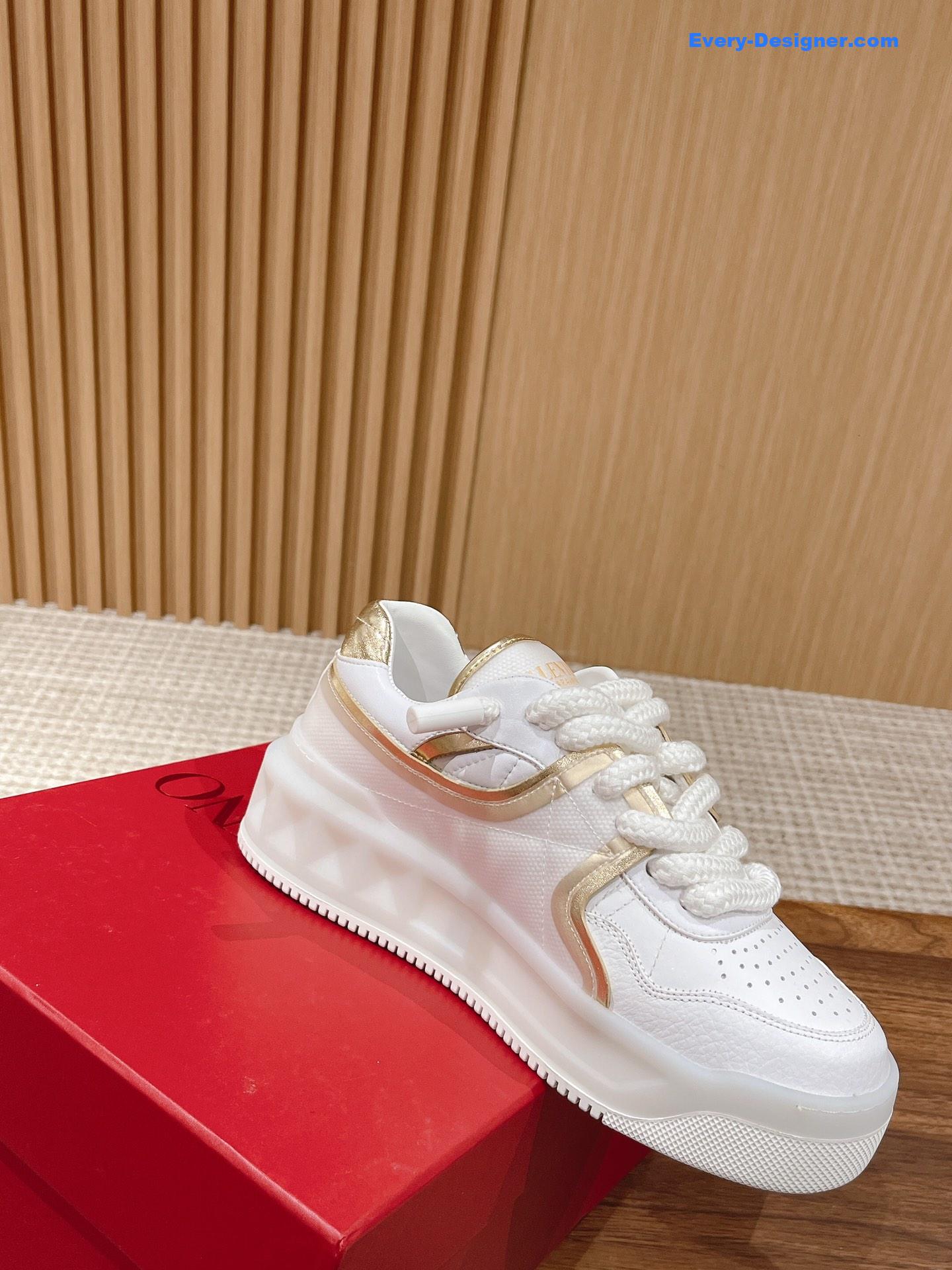 Va1e*ntin0 studded one stud low top sneakers