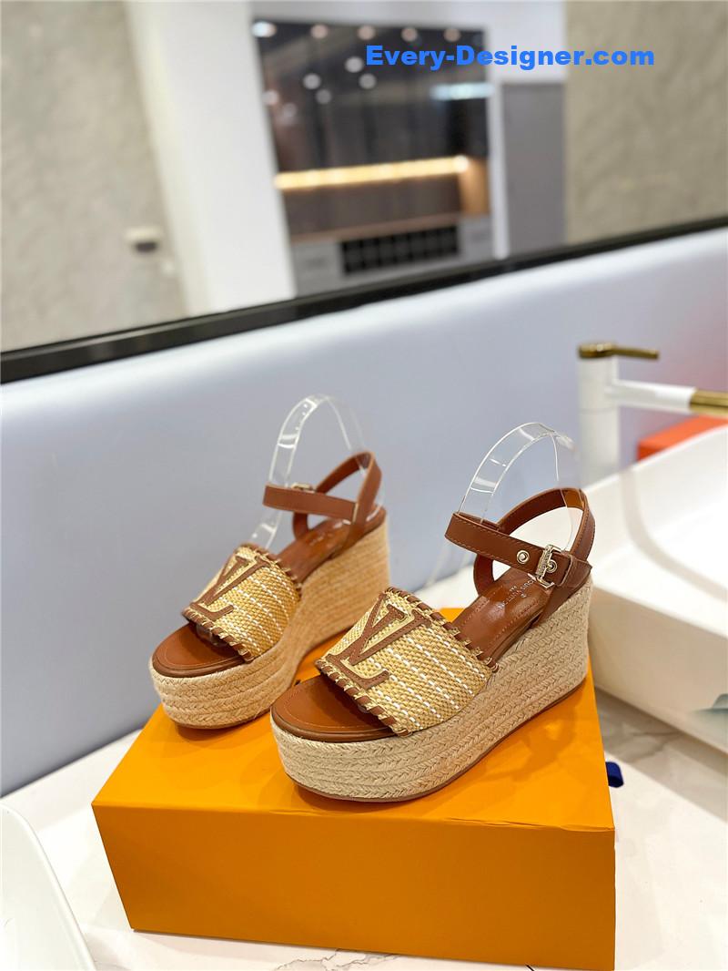 l0vis Vvtt0n lv platform sandals