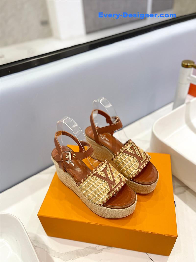 l0vis Vvtt0n lv platform sandals