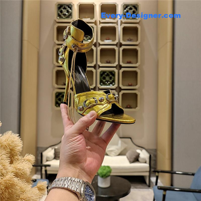Ba1en*iaga studded fishmouth sandals