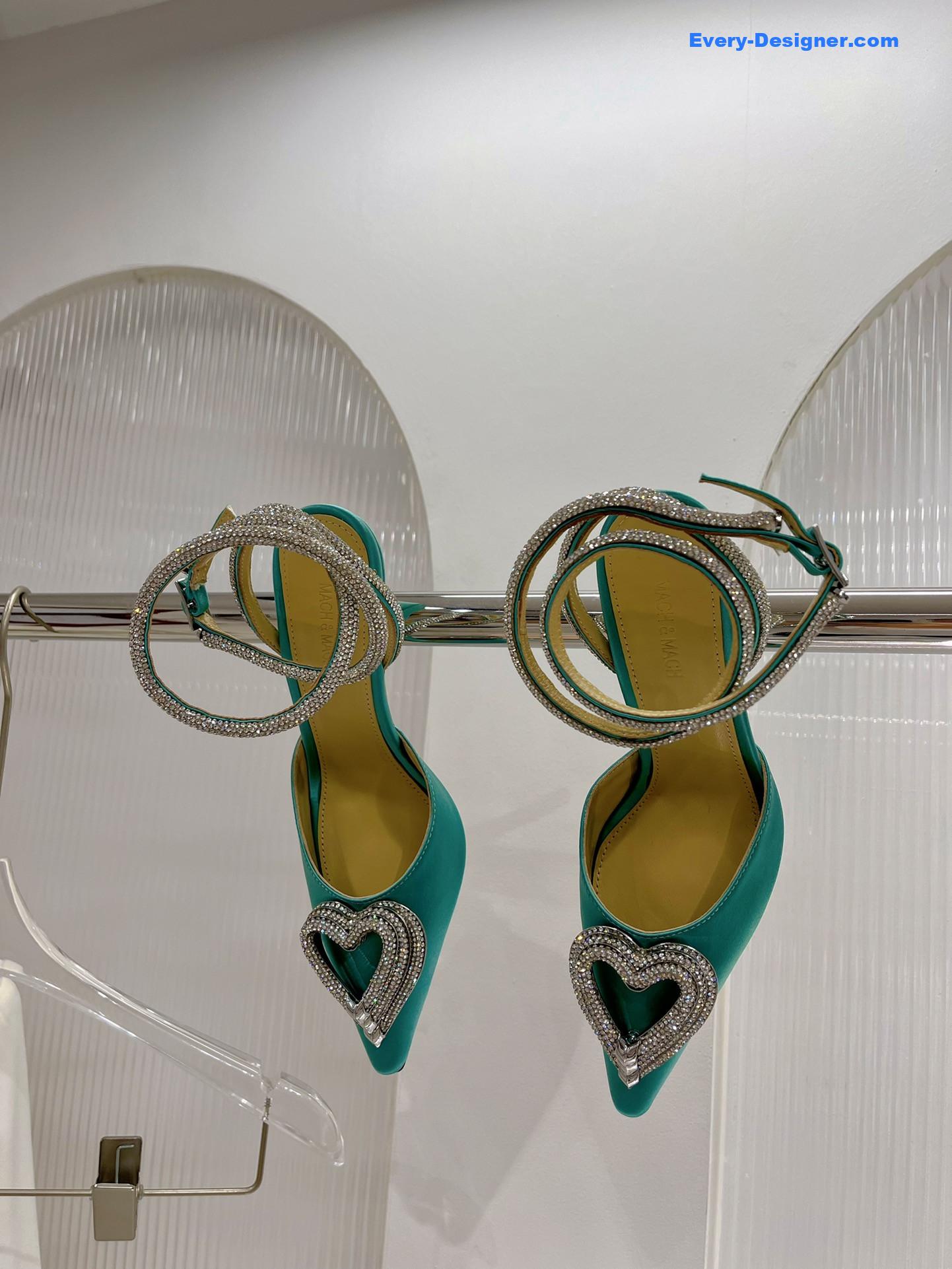 &   stunning princess shoes