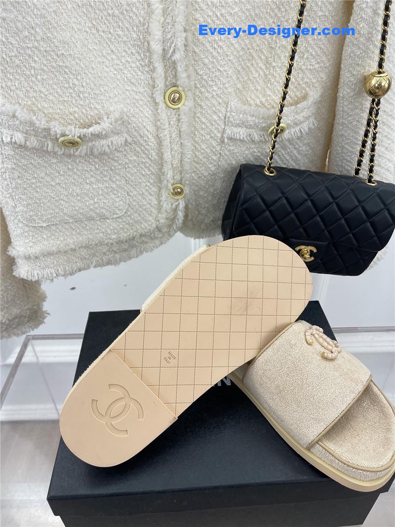 CC rhombus CC logo platform slippers