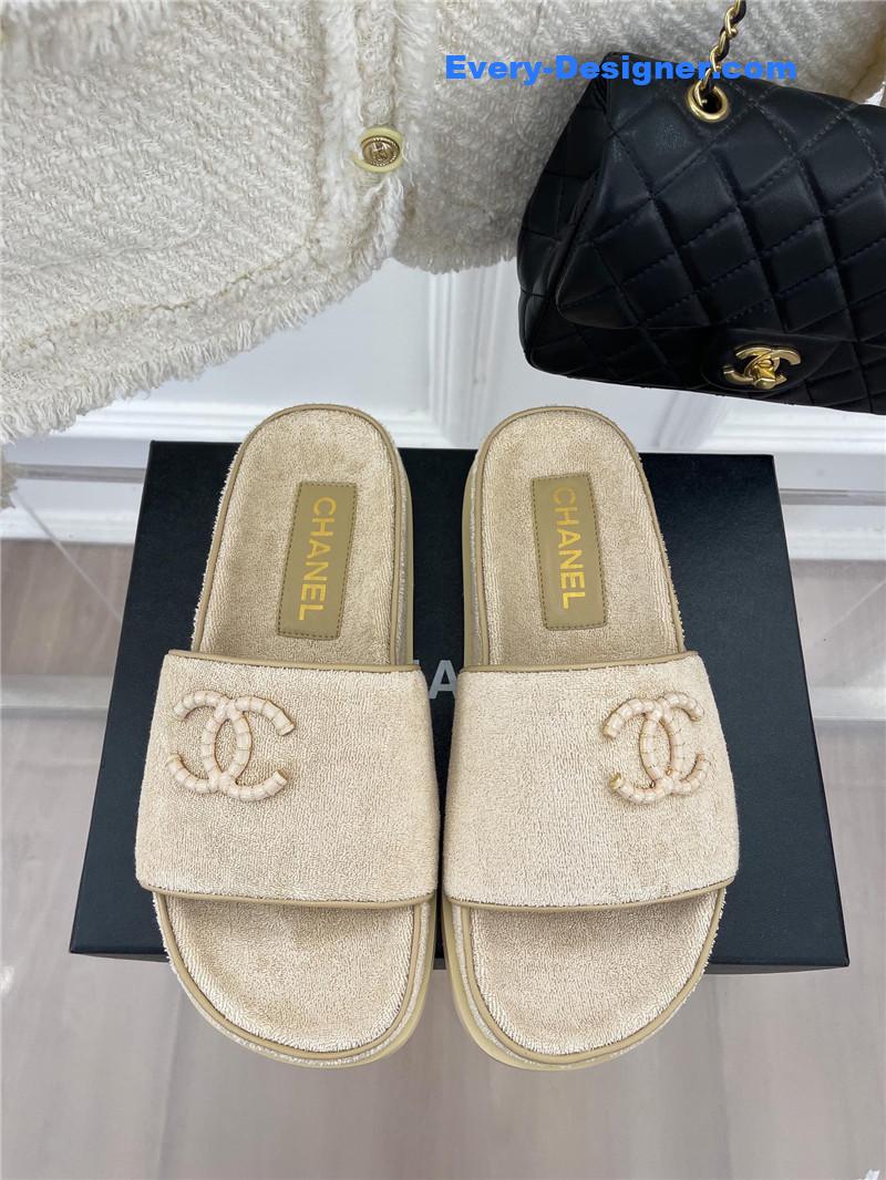 CC rhombus CC logo platform slippers