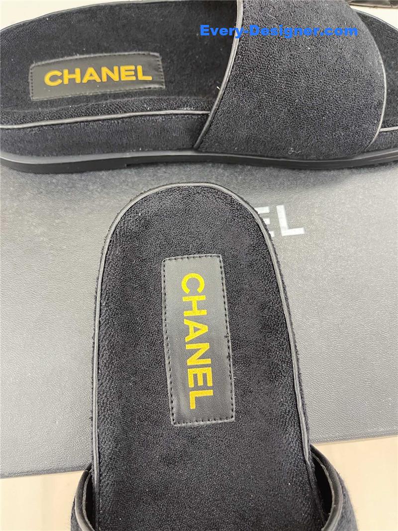 CC rhombus CC logo platform slippers