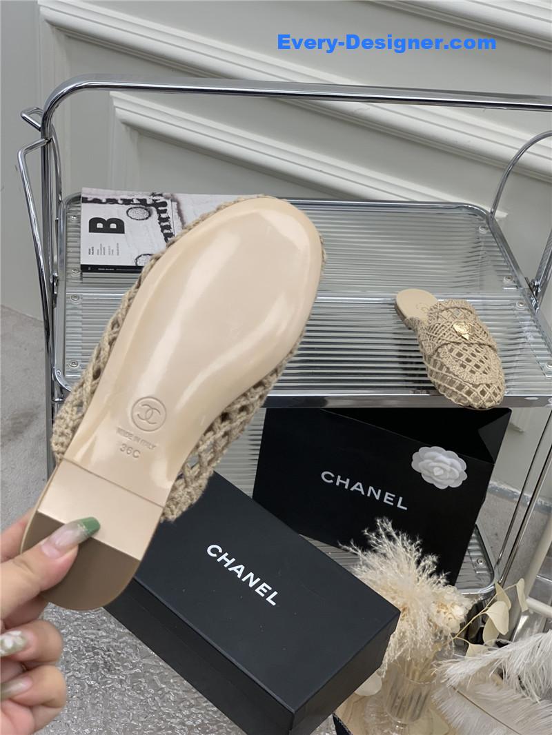 CC hollow Roman slippers