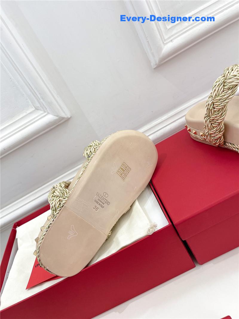 Va1e*ntin0 hand woven slippers