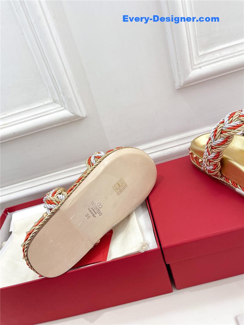 Va1e*ntin0 hand woven slippers