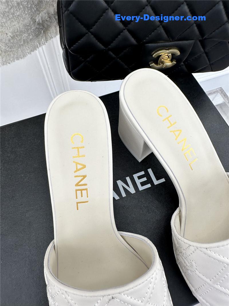 CC rhombus CC logo chunky heel slippers