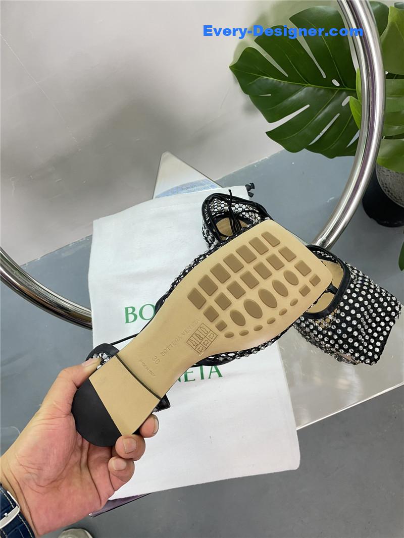 b0tt*ga ven*ta new mesh D1am0nd roman series sandals