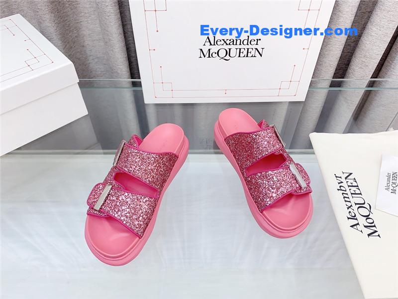 a1exa*der Mcqv*en greet slippers