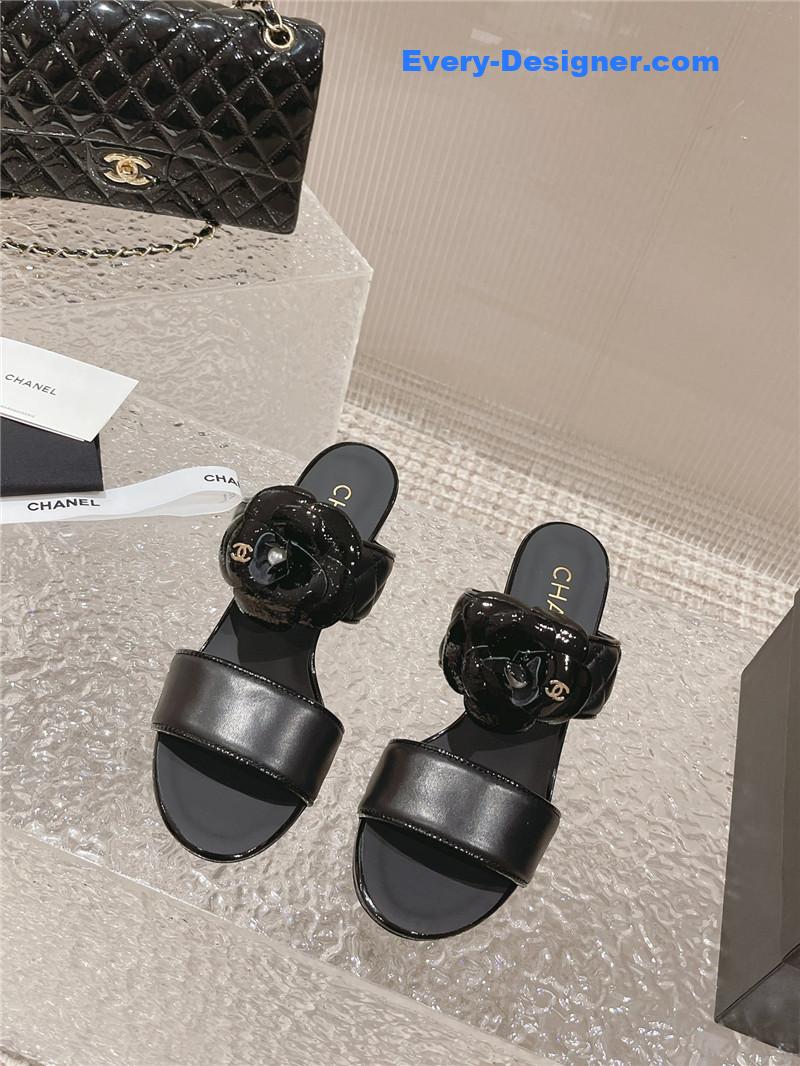 CC chunky heel camellia sandals