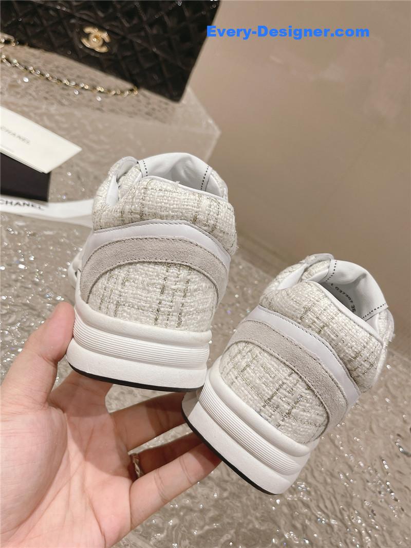 Ch**el white low top trainer