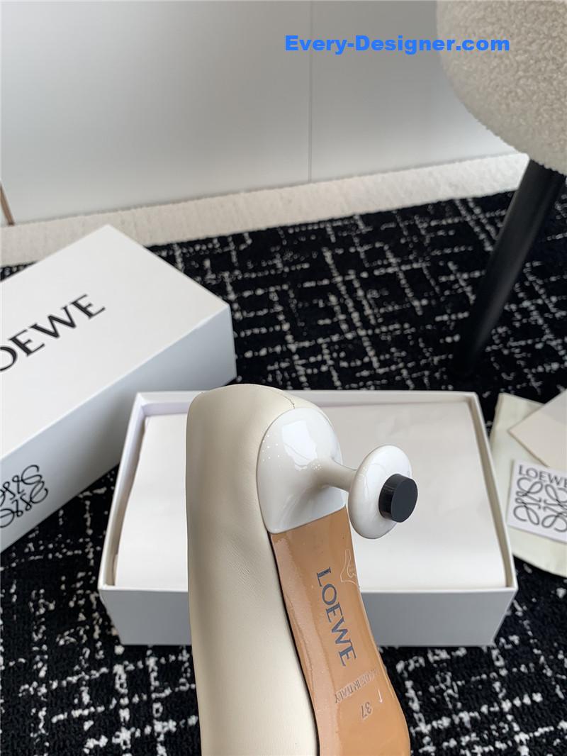 L0ew* round toe vase heel shoes