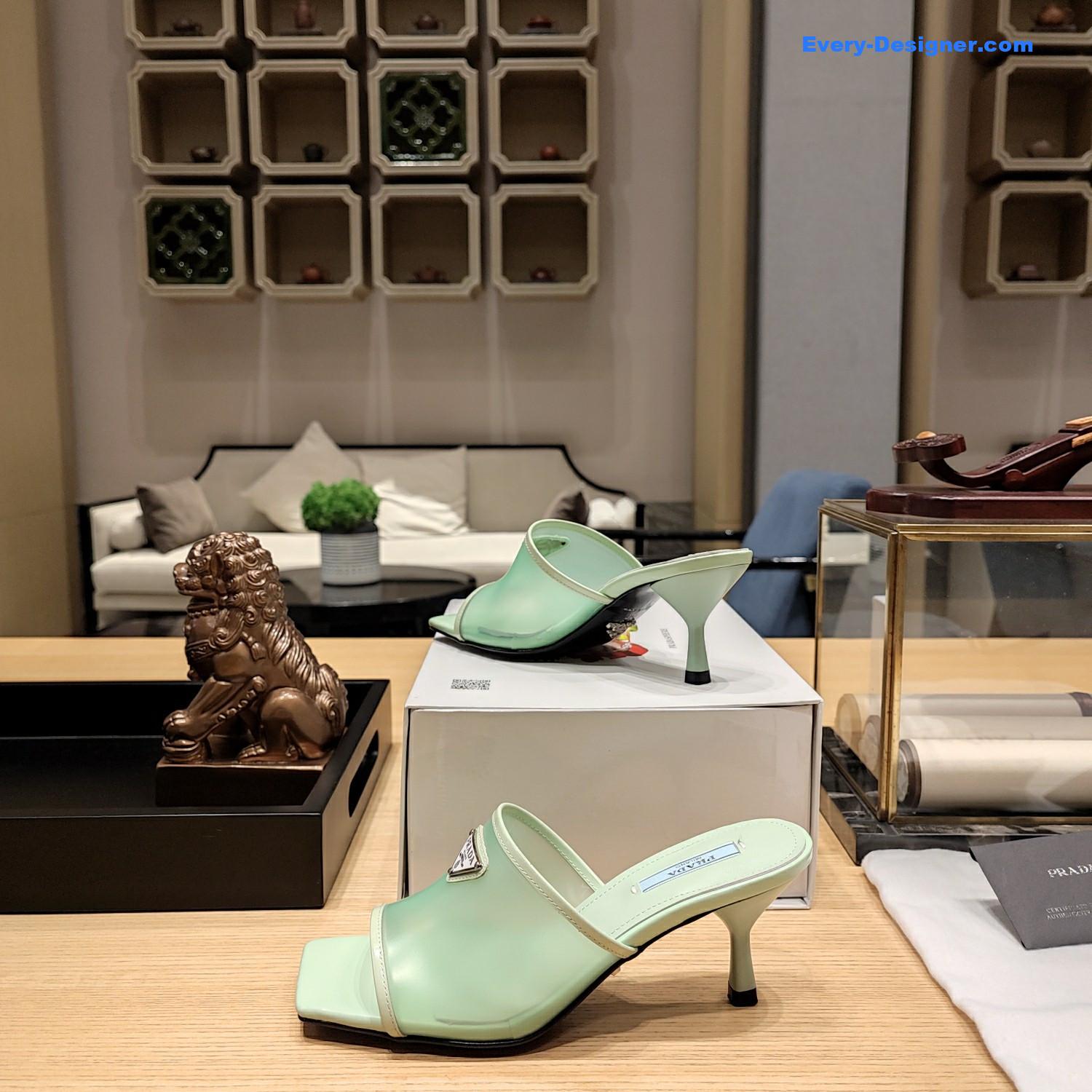 Pra*a metal logo triangle head square sandals