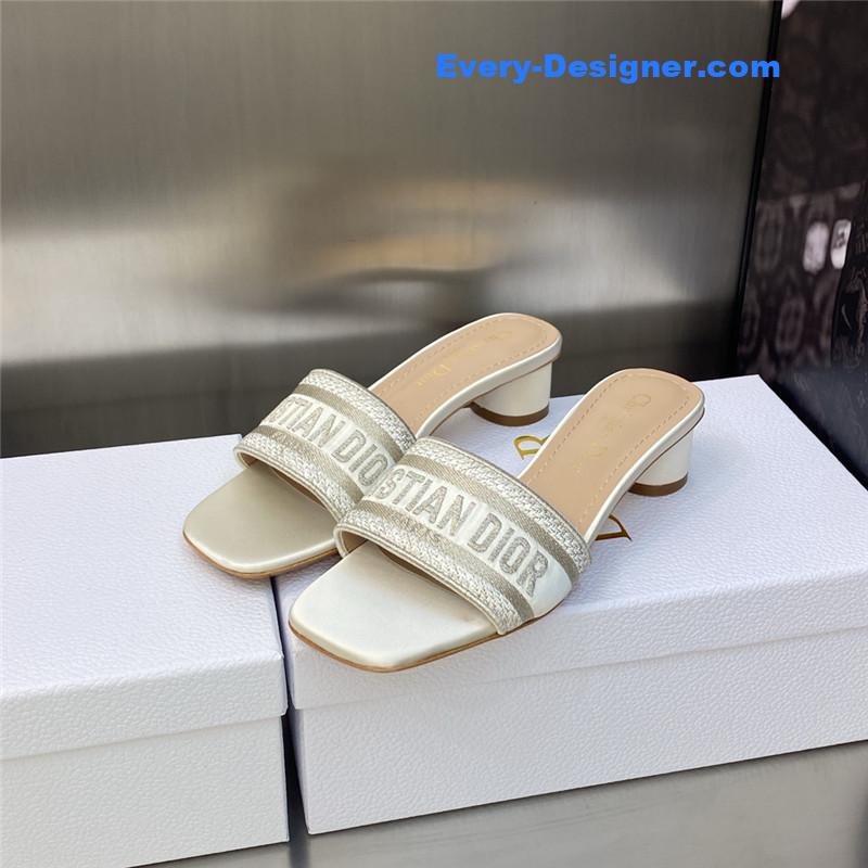 D10r new flip flops color matching women’s shoes