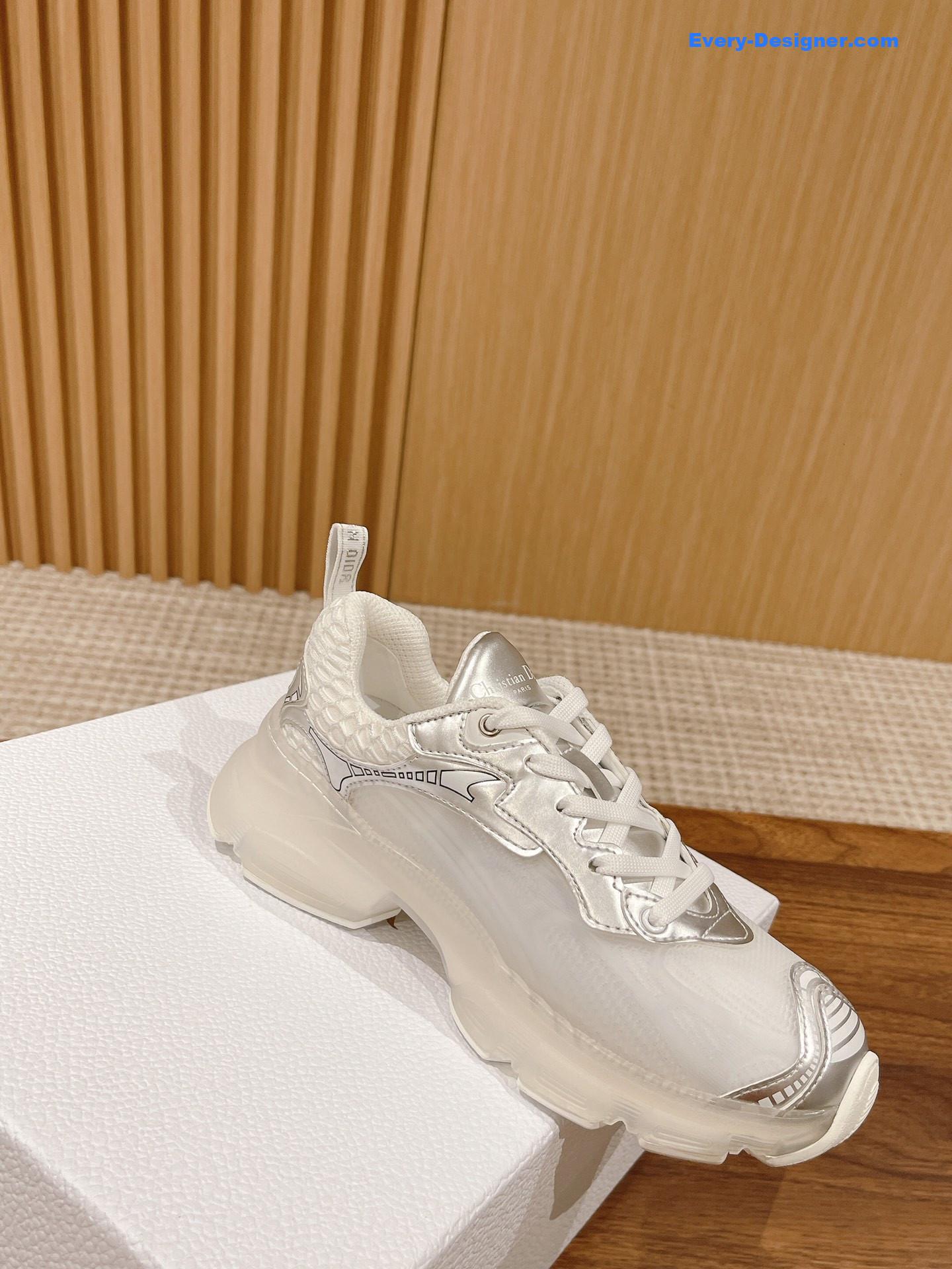 D10r silver vibe chunky sneakers